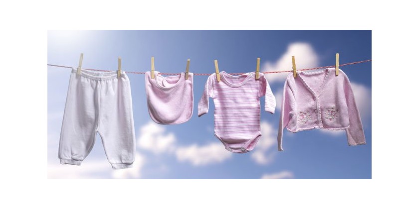 Consejos que debes seguir al lavar la ropa que compraste de Mis Tesoritos de tu bebé